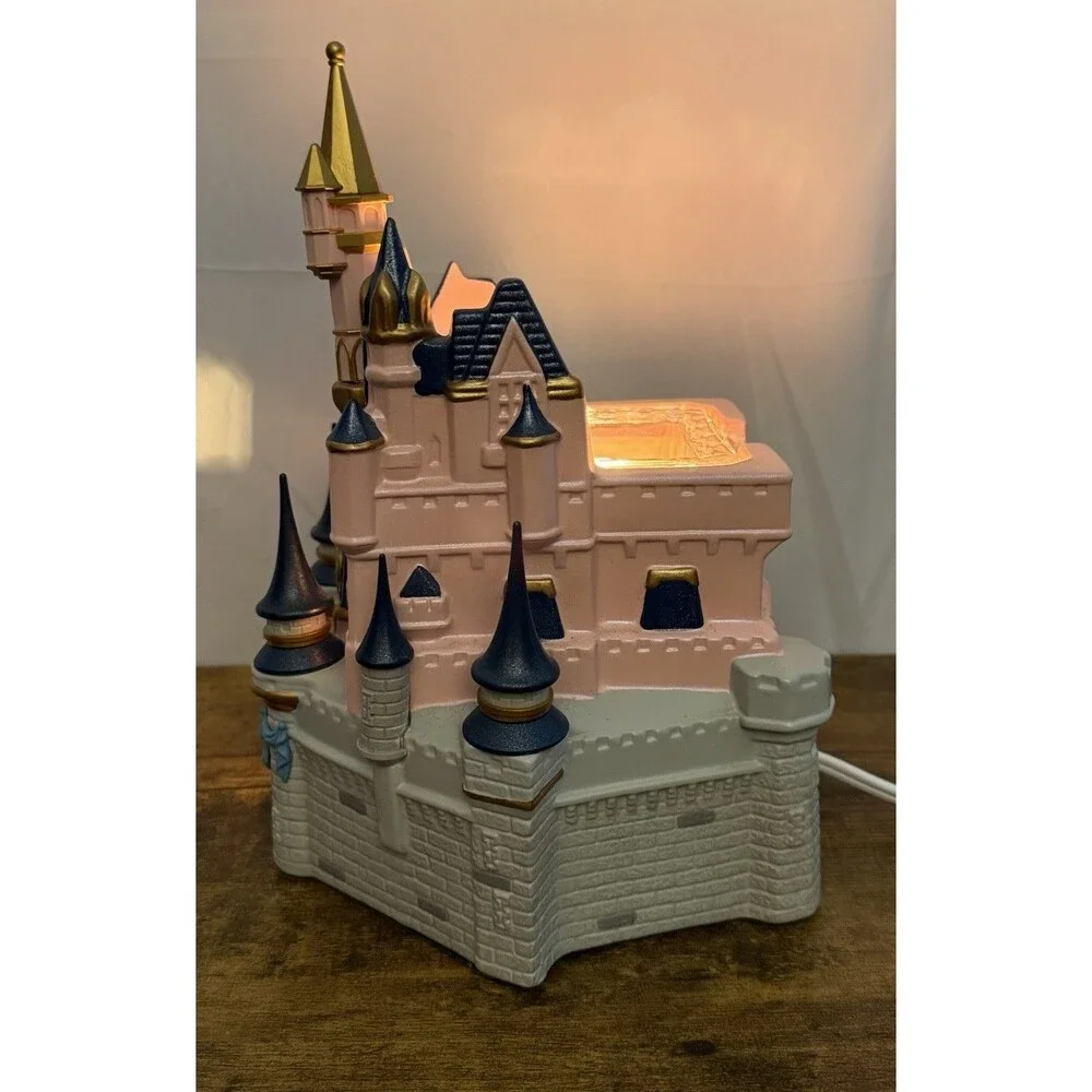Scentsy Walt Disney World 50th Anniversary Cinderella's Castle Warmer